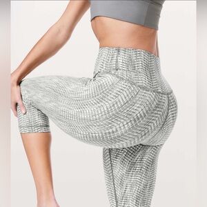 Lululemon Wunder Under Crop High Rise Luon Arrow Jacquard Dark Olive Grey Sage 8